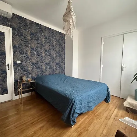 Comme A La Maison *